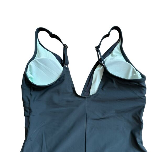 NWT Cupshe Hunter Green Swimsuit 1X Vneck Mesh Tummy Control Sexy Plunge - Picture 5 of 9